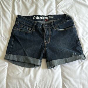 Denizen size 4 women’s jean shorts